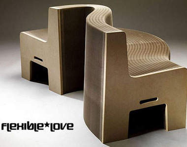 伸縮魔術椅:由單人椅變16人坐？!