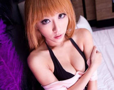 正妹電視台當家花旦 雪碧 相信你的直覺，順從你的渴望...