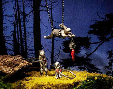 可愛又暗黑系的小動物飾品~★