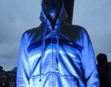 毛毛照！脖子以上只有毛沒有臉的《毛毛人》