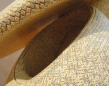 超巨大《骰子藝術》弄倒有香腸可以換嗎？（誤）