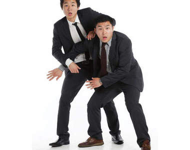 華裔搞笑二人組「Fung Brothers」打手槍都可以很有創意 