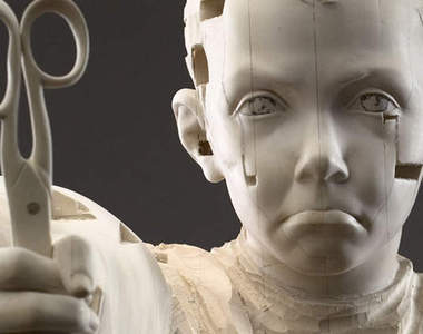 悲傷的 123 木頭人雕塑