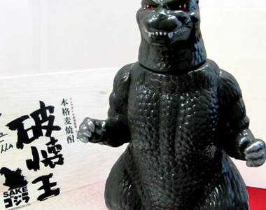 《哥吉拉清酒》就讓最強怪獸倒酒給你喝吧～★