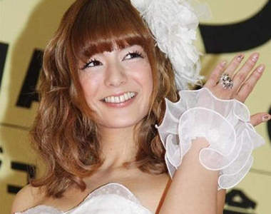 Suzanne(蘇珊娜)結婚!恭喜之餘還多了一份擔心...