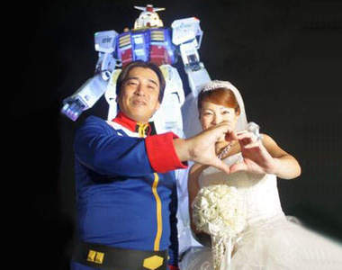 鋼彈婚禮 一場在白色惡魔下見證的愛情