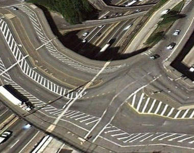 金門大橋垮了！？看看GOOGLE地圖的變形橋