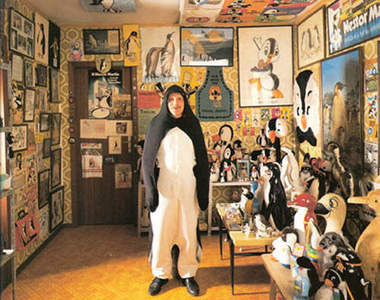 超級企鵝迷！《企鵝爺爺》還會穿著企鵝裝上街喔♥