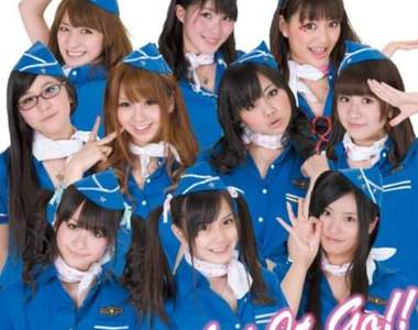 空姐系少女團體PASSPO☆講話也不忘要拿著話筒（笑）