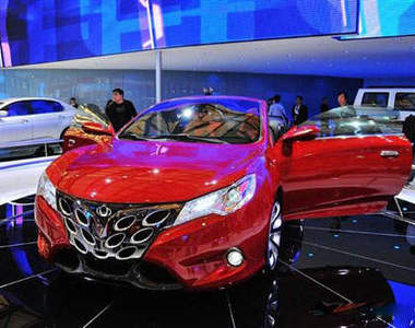 全球鷹 GS-CC 前衛美型敞篷車