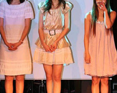 矮人美女多　真的假的？！