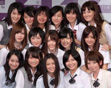 乃木坂46 秋元康打造AKB48最強勁敵