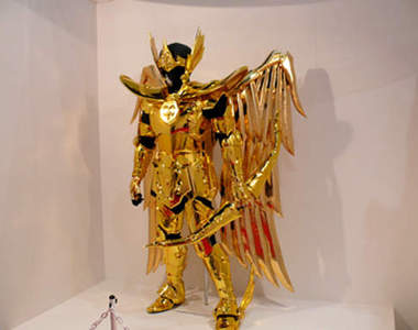 《聖鬥士星矢》1：1射手座黄金聖衣秋葉原展示中！