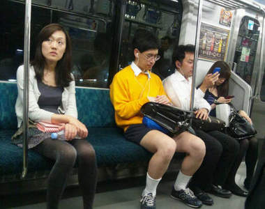 大雄長大了？！出沒在日本山手線的《真人版大雄》