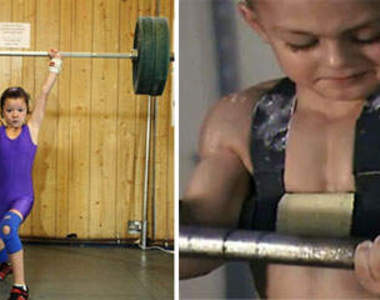 英國 筋肉小蘿莉 V.S 義大利 強壯小正太