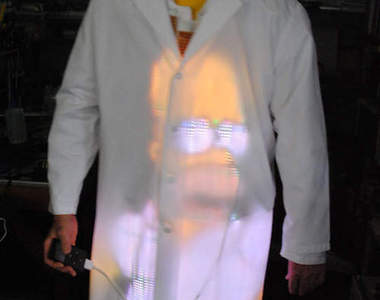 LED螢幕外套 以後看電視看我就好啦！