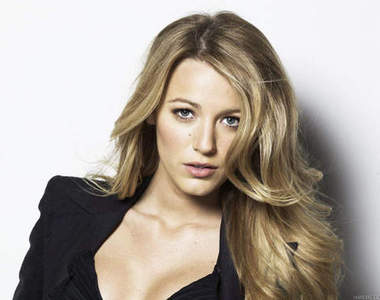 花邊教主 布蕾克萊芙莉 可以的話能借妳手機看一下嘛！？