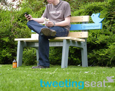 《推特椅》活的推特帳戶