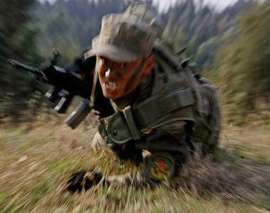 左岸軍事FPS遊戲《光榮使命》震撼登場