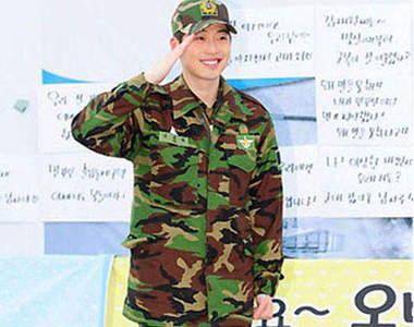 殺人微笑 《金載沅》退伍  傳話激勵玄彬