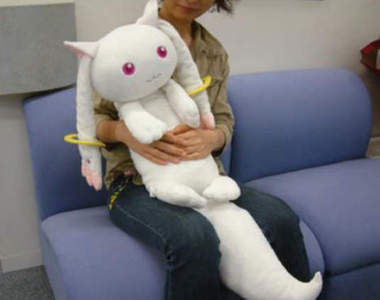 ／人◕‿‿◕人＼跟 QB 一起玩是不用訂下契約的喔！