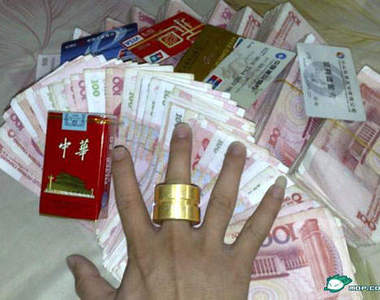 『炫富女』我的臉是最好的道具   小三心情誰人知！！