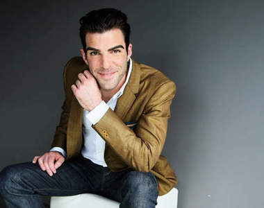 《星際爭霸戰》年輕史巴克船長大方出櫃