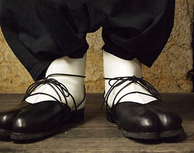 穿上超新感覺的日本傳統《地下足袋》吧！