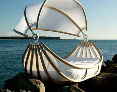 狂歡之後你需要一個舒適的床 看看這些床還滿意嗎?