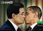 元首嘴對嘴親親♥ 班尼頓新廣告犯眾怒 元首嘴對嘴親親♥ 班尼頓新廣告犯眾怒