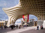 《Metropol Parasol》木造建築  下雨了不知道會怎樣 《Metropol Parasol》木造建築  下雨了不知道會怎樣