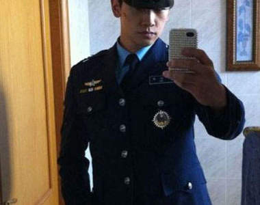 Rain息影從軍去?