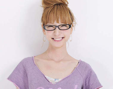 治癒系微笑日模：前林由佳子