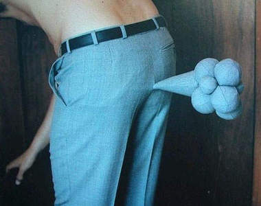 ＂網路熱門＂最舒服的放屁姿勢？！