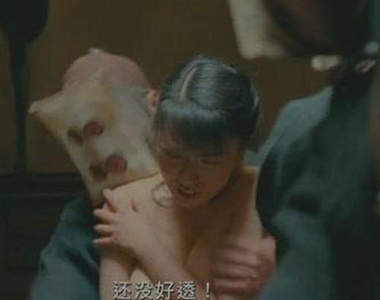 還沒好透!?趙銘的豪乳讓子彈都飛了