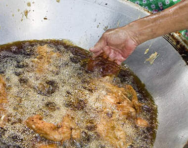 《真人版鐵砂掌》重出江湖？！