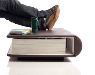 巨人大書桌 翻開還可以藏東西唷