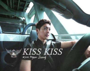 金賢重甜美續歌《Kiss Kiss》打動了女生們的心