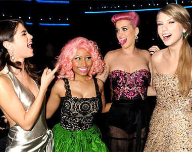 2011《全美音樂獎》 糾~竟獎落誰家？