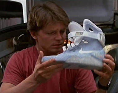 穿上它也許你也能《回到未來》只要你肯花220萬日圓！