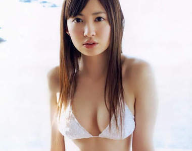 AKB48小嶋陽菜寫真 看到你就想要嚐嚐黑森林蛋糕