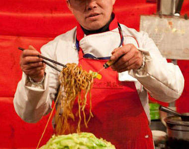 左岸高檔夜市 有機會真想去走一遭