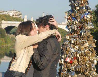 羅馬《鎖之橋》 傳說在這裡能鎖住愛情...
