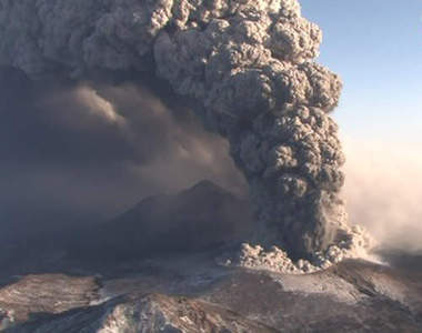 火山爆發 霧島山新燃岳大大大噴火