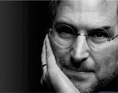 《賈伯斯傳》今早七點開賣 又排隊？！