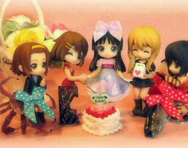 《K-ON!輕音部》害羞的小澪生日快樂~