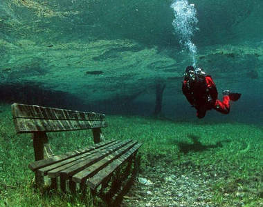 超美《湖底公園》~絕佳的潛水聖地