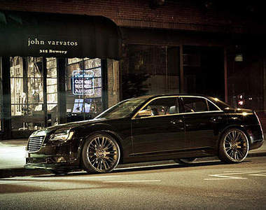 超飛遜克萊斯勒～John Varvatos聯名打造限量款300C