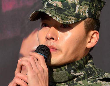 《玄彬》退伍流下男兒淚　因為太想回來演戲啦T^T