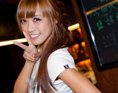 虫虫(高銘晨) 有小大元之稱的展場模特兒